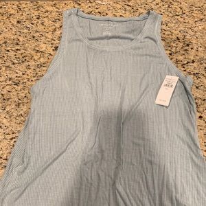 NWT AE tank.  Size L